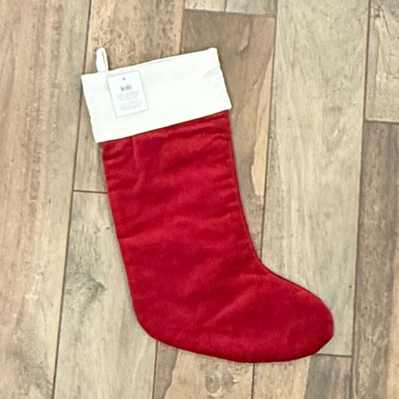 PB Classic Velvet Stocking - Medium 19.5" - Picture 2 of 5